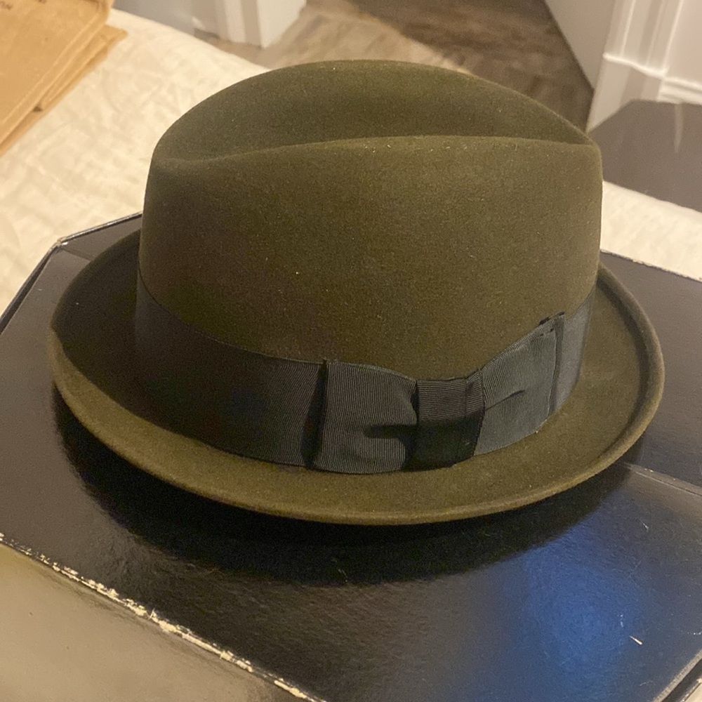 Bond Fedora